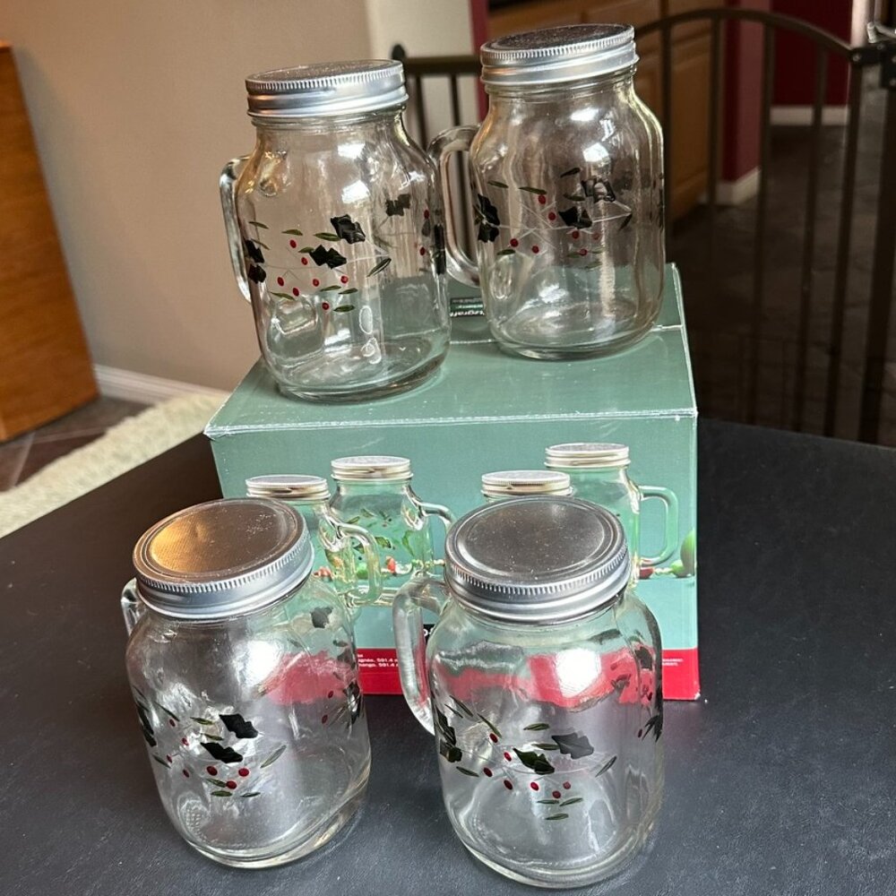 Pfaltzgraff WINTERBERRY Winter Berry Glass Mason Jar Mug Set of 4 w/ Lids - Picture 3 of 3